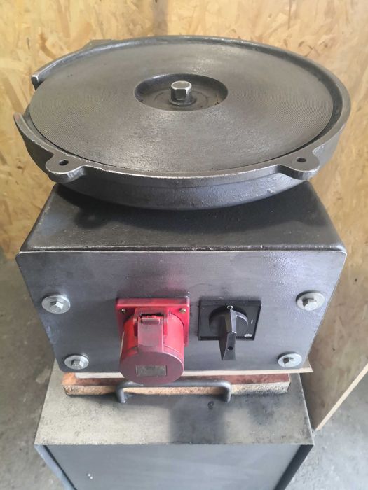 Maszyny do Ostrzenia Sitek i Noży oraz innych elementów