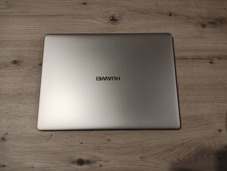 Huawei MateBook X 13" i7-7500U/8GB/512 Złoty SSD/Win11