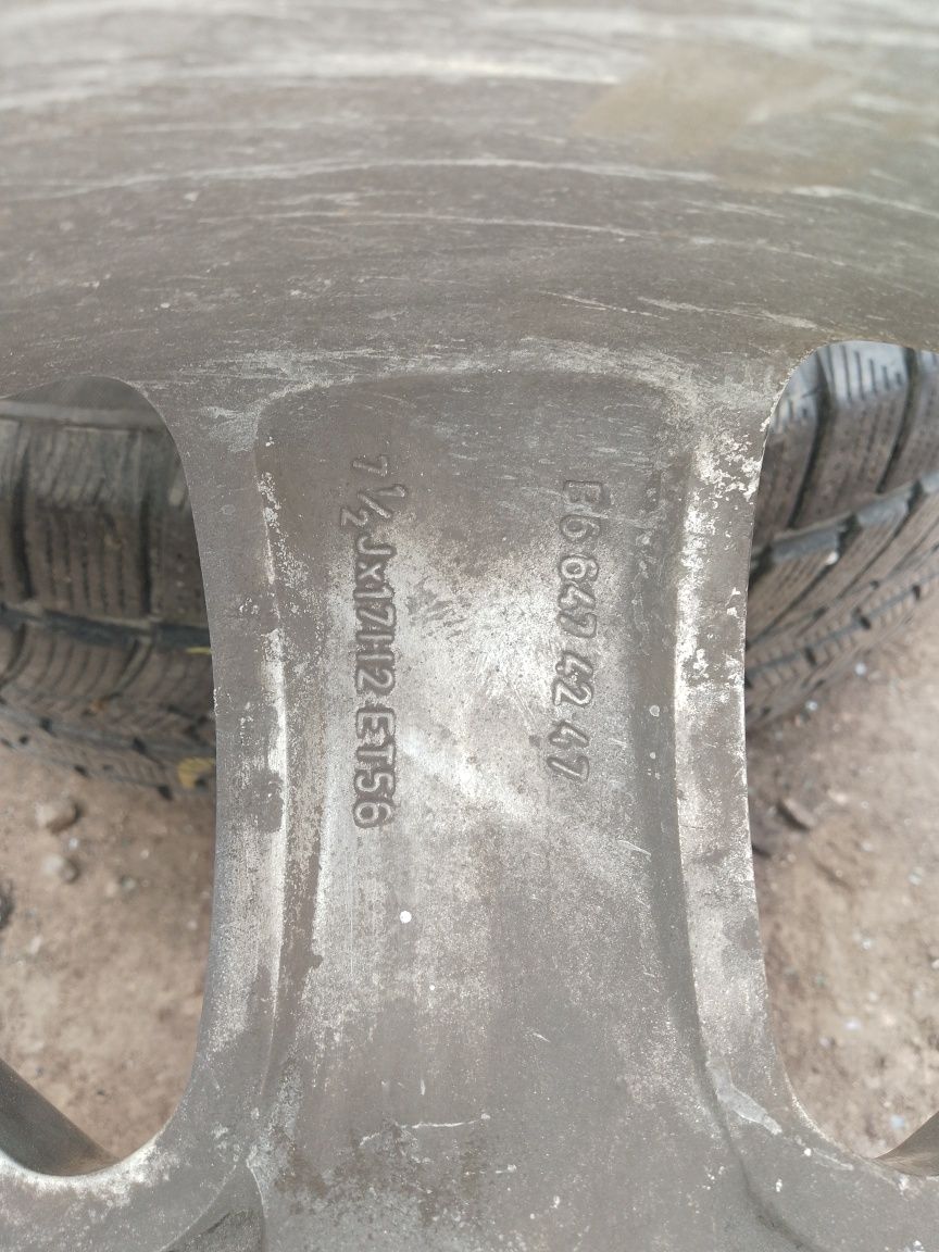 Felgi z oponami zimowymi w dobrym stanie Mercedes Benz R17