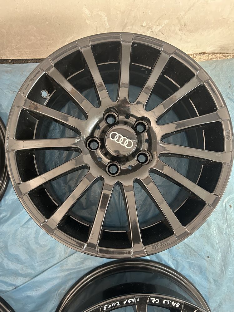132 Felgi Aluminiowe AUDI R 16 5x112 otwór 57,1 Bardzo Ładne Czarne