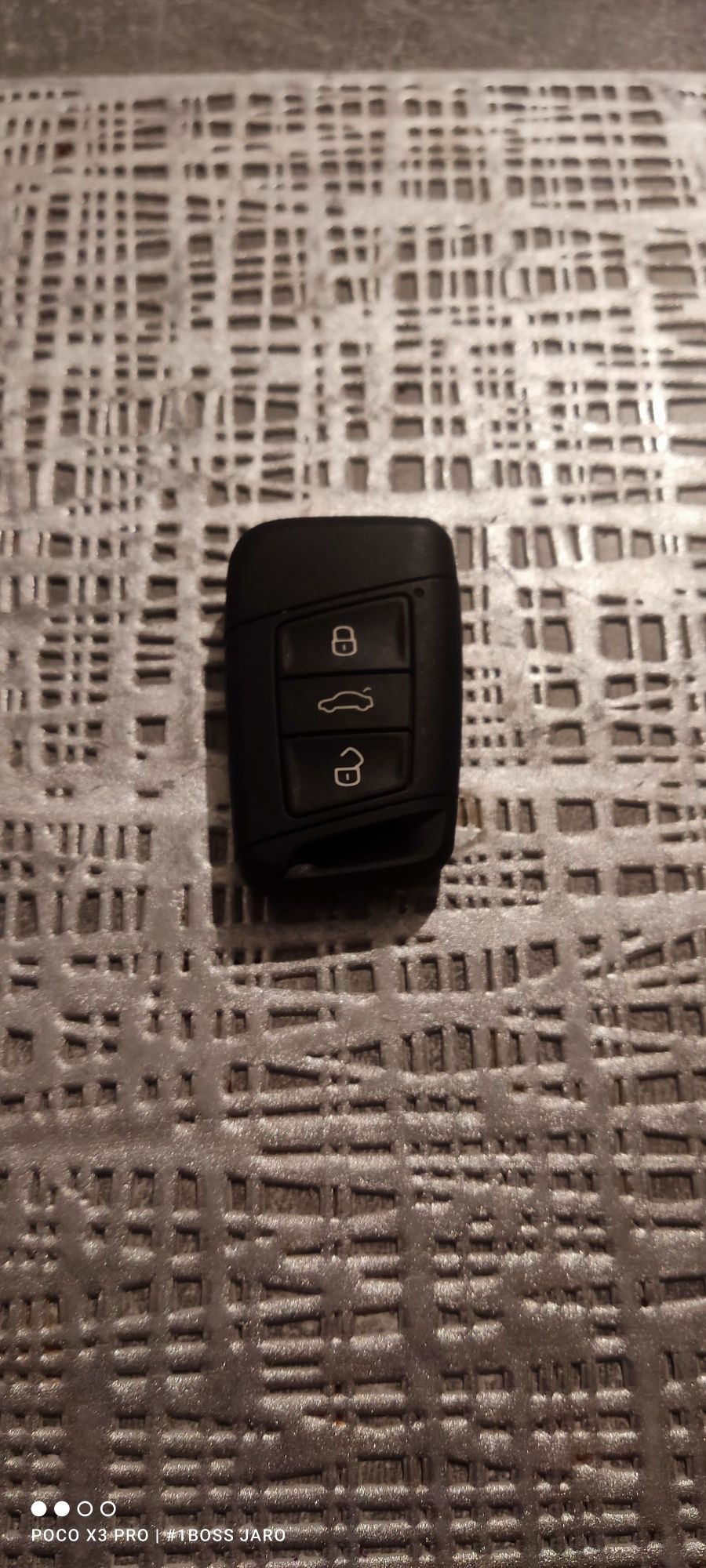 ORYGINAŁ NOWY OEM POILOT Keyless Go Skoda VW Passat 

Skoda Superb 201