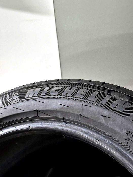 Pneus Michelin Pilot Sport 4 SUV - 255/45/20 - Excelentes