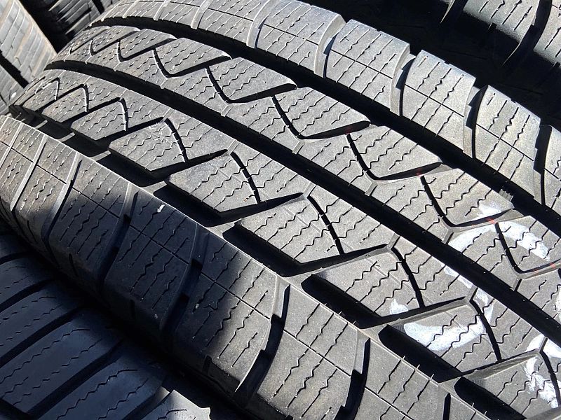 215/65/16C Goodyear Vector Cargo_8mm_2szt_(585)