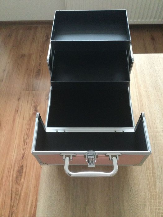 Kuferek na biżuterię/drobiazgi