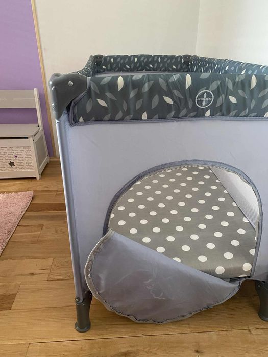 Łóżeczko turystyczne Momi Belove szare plus materac Atest