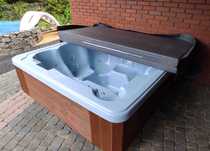 NOWE całoroczne jacuzzi dla 6 osób LED SPA woda powietrze 213x213x90cm