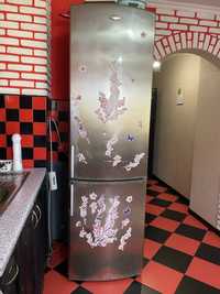 Холодильник whirpool