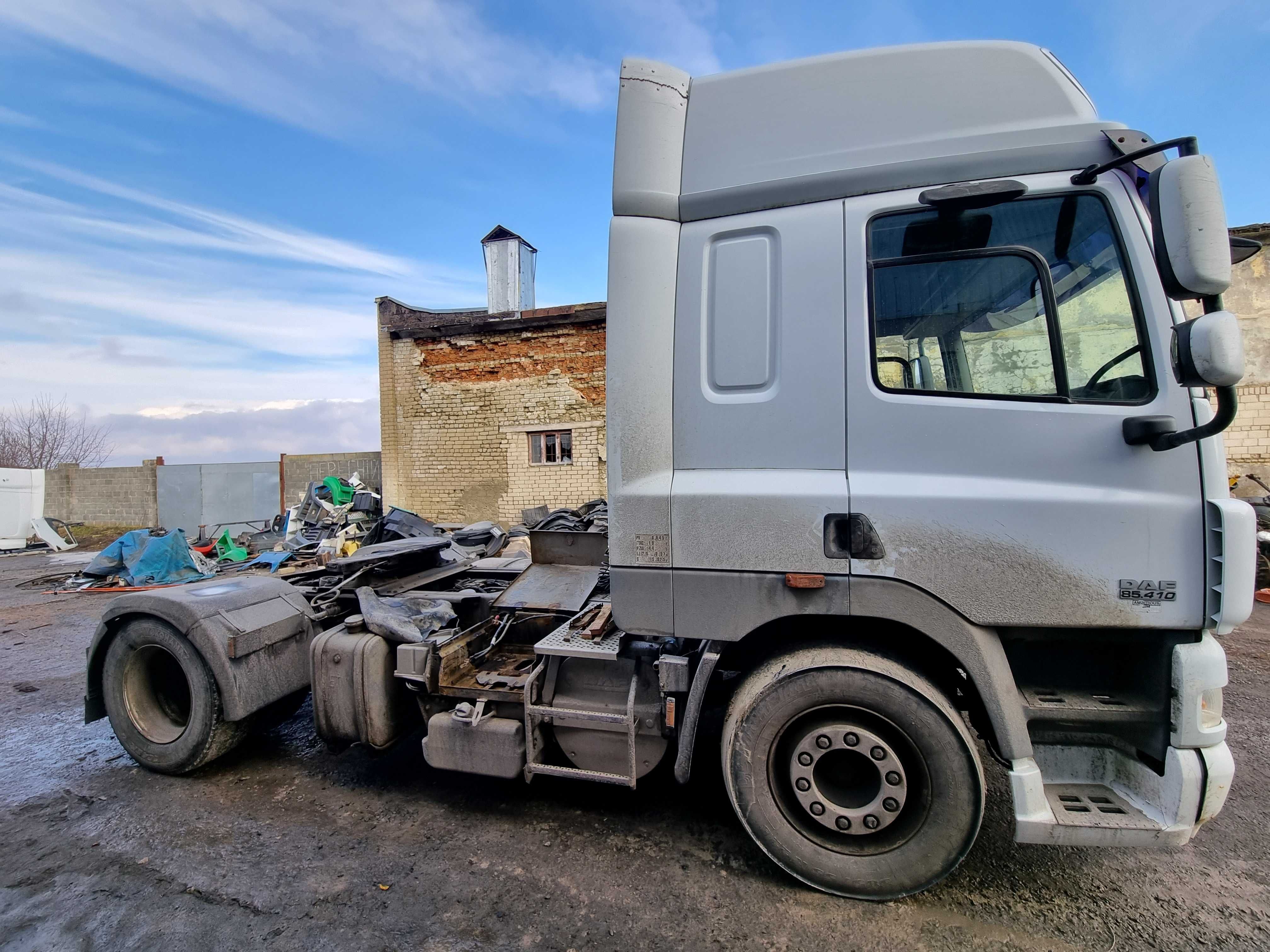 DAF FT CF85 2010 білий на розбірку