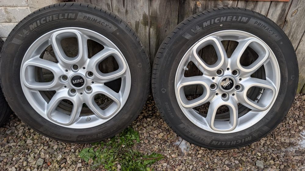 4x Koła Alu MINI Cooper 5x112 R16 6.5 J et 54 opony Michelin 2021 rok