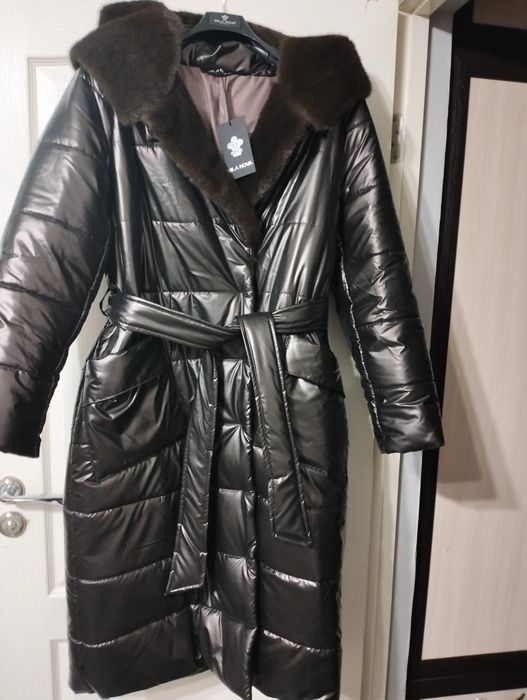 Зимове пальто 3000грн