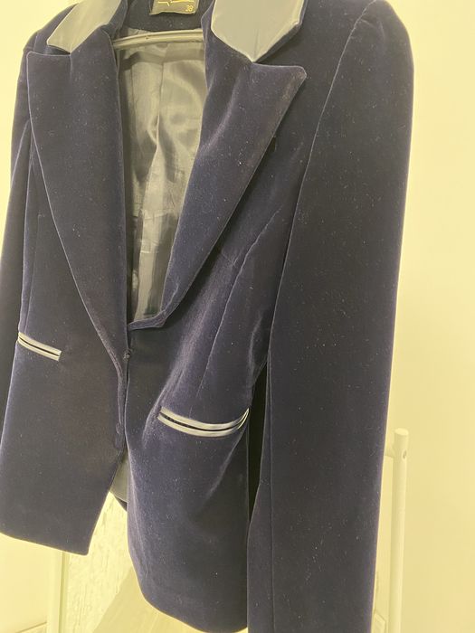 Піджак жіночий велюровий