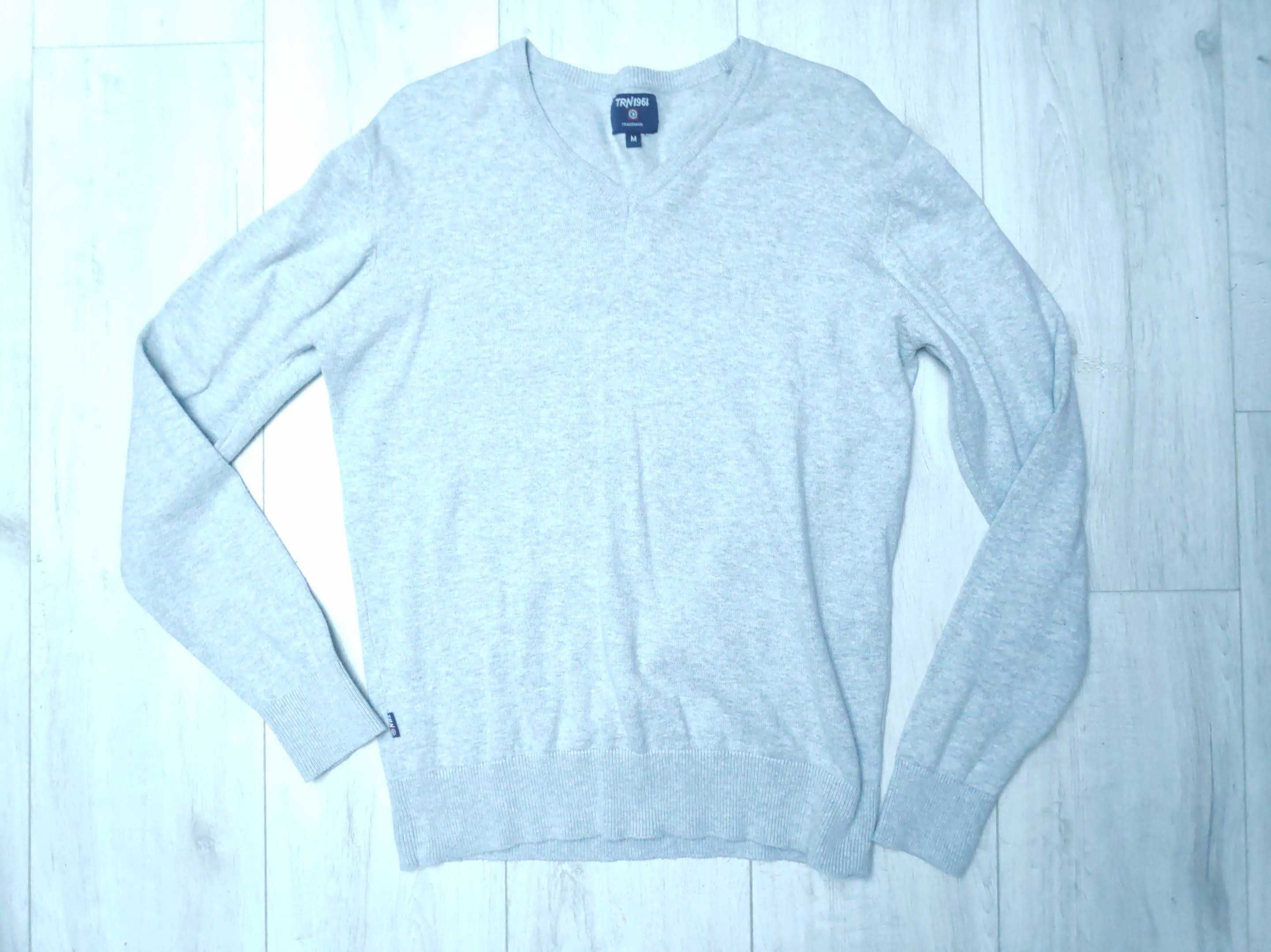 Jasnoszary sweter TRN, rozmiar M
