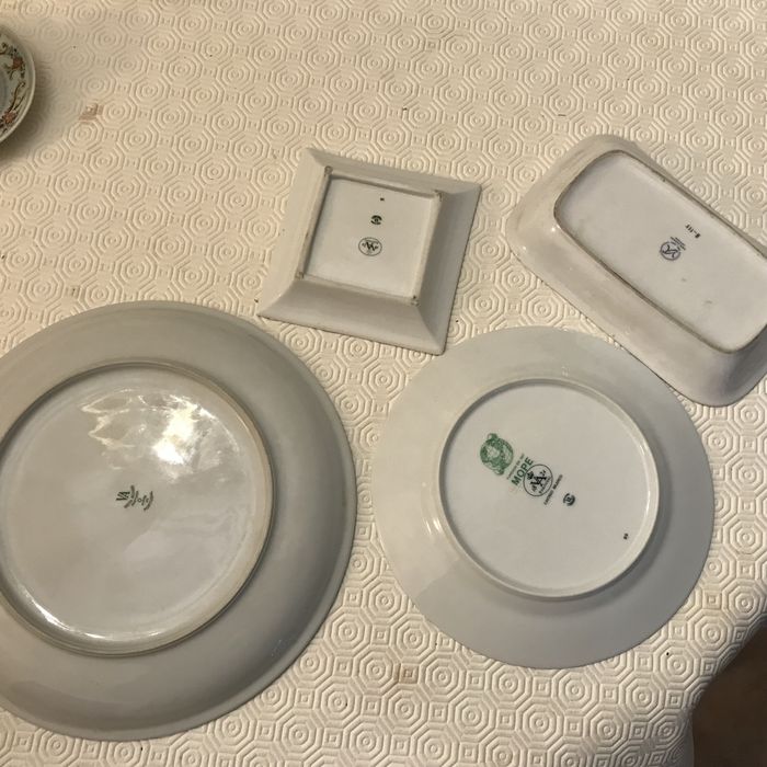 Vários pratos vista alegre