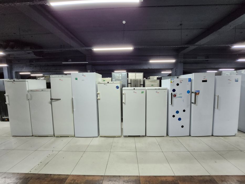 Міні-холодильник Beko TSE1402, 85см та 50+ інших барних холодильників