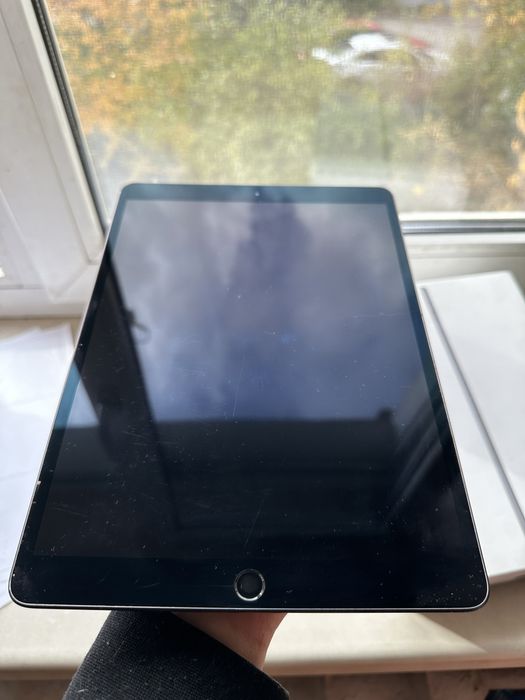 iPad air 3 gen 64gb