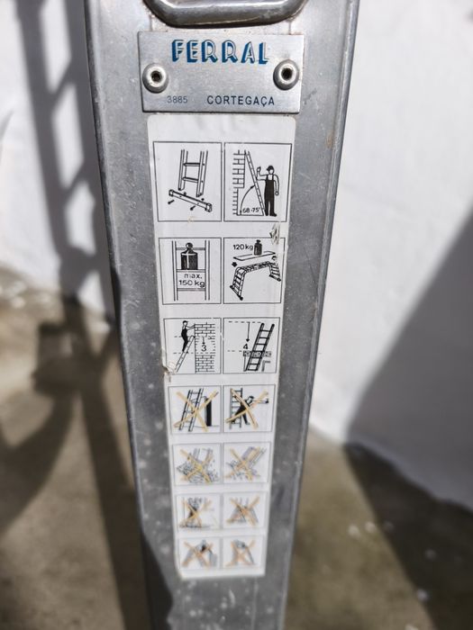 Escada alumínio multiusos