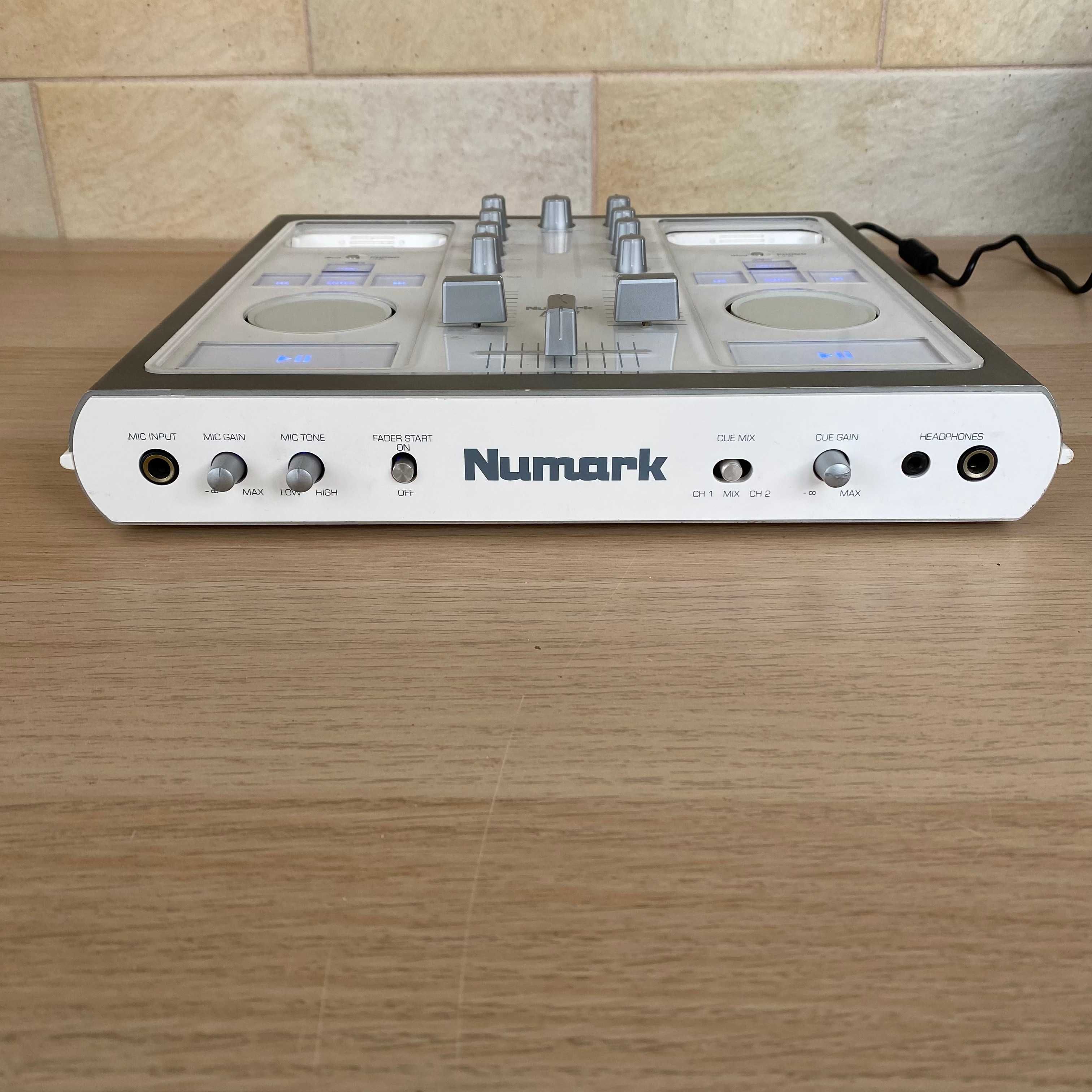 Mesa de mistura Numark iDJ dock para iPODs Como nova!