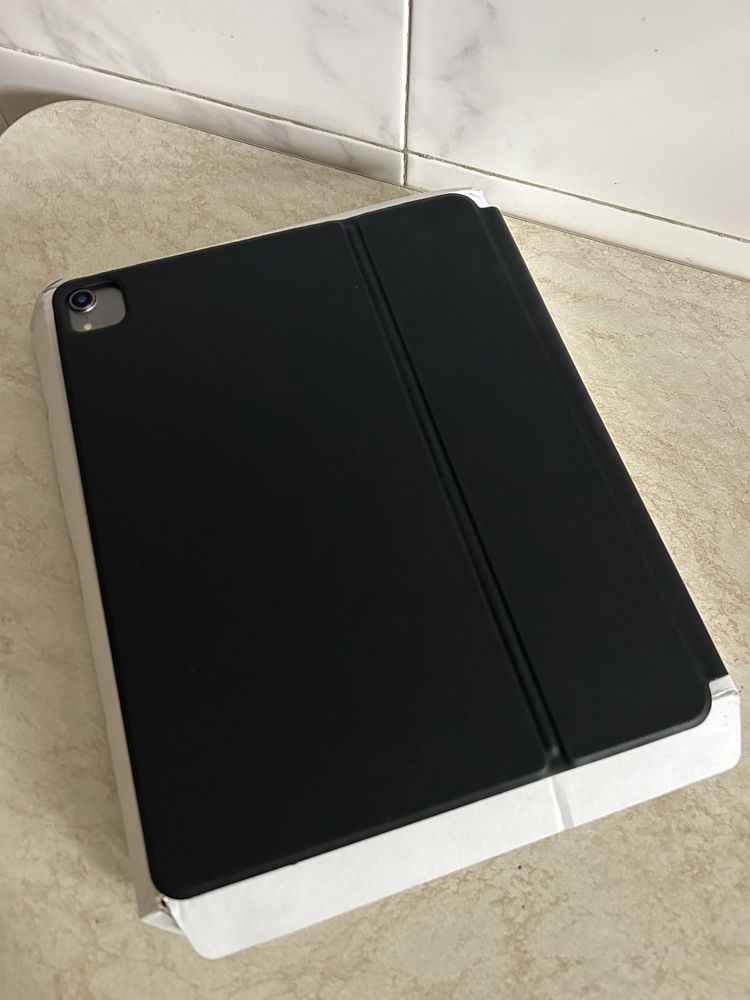 Чохол-клавіатура Apple Magic Keyboard для iPad Pro 12.9 (пок. 3,4,5,6)