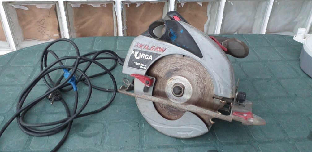 Máquina de cortar-SKIL 5866 Circular  Saw 190