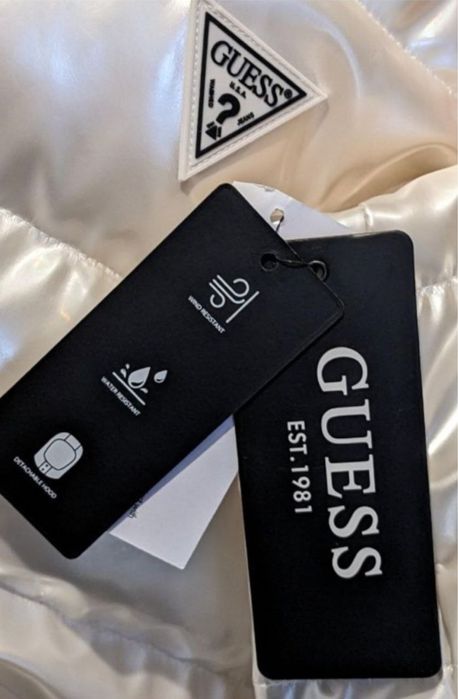 Оригінальна чоловіча куртка пуховик Guess