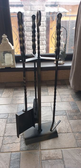 Набір для каміна чи грубки,барбекю.Каміний набір на стійці