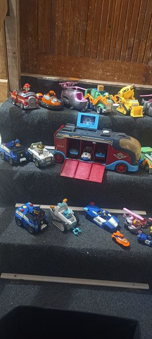 Psi patrol Zuma, Rubble, Skye, Everest, Marshall trucker  samochody