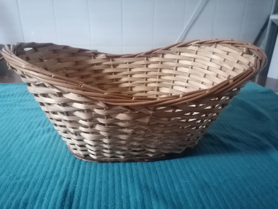 Cesto em palhinha