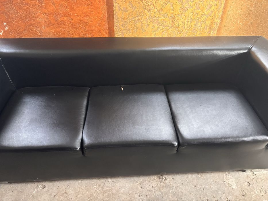 Диван, столы для заведения, столы сборные