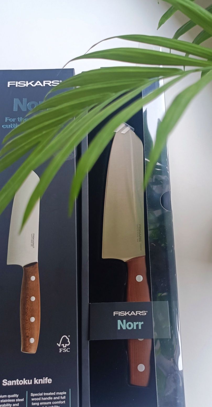 Fiskars nóż Santoku Norr 16 cm