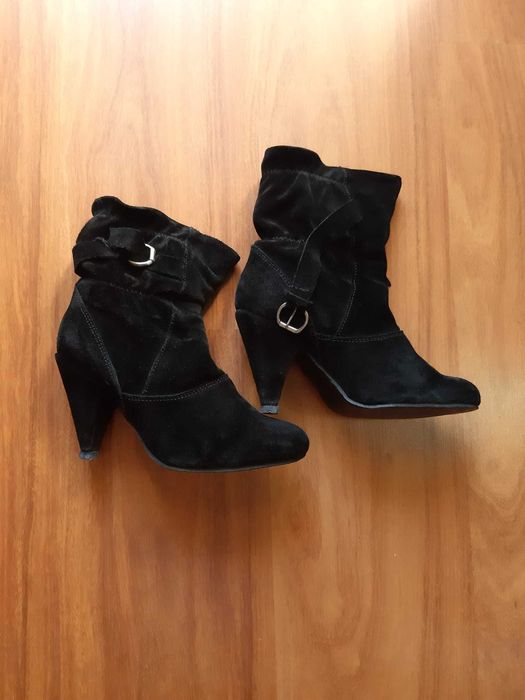 Botas/Botins pretos, elegantes - Foreva