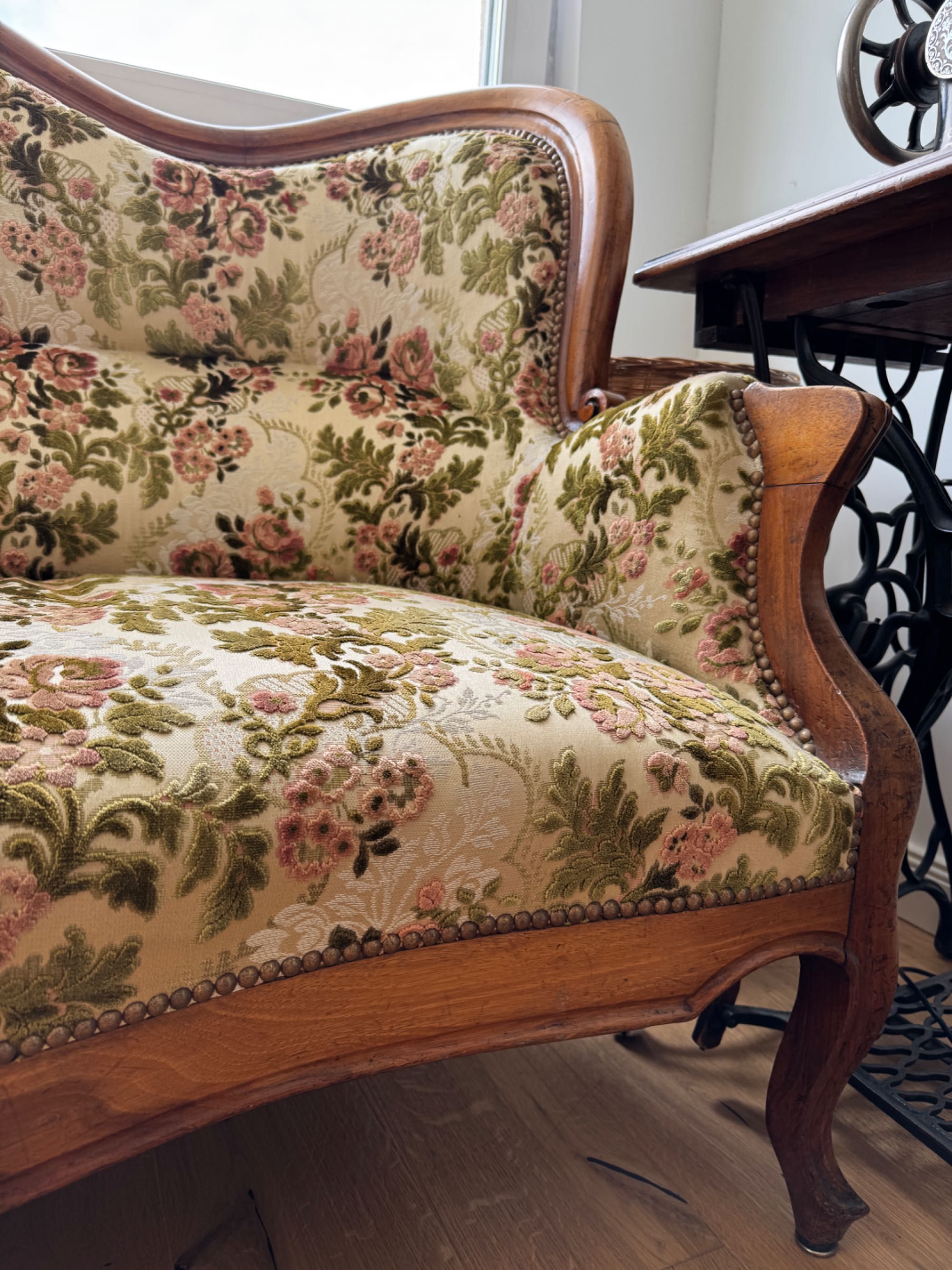 Francuska sofa Ludwik XVI, stan bardzo dobry