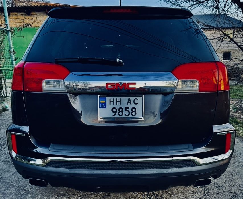 GMC TERRAIN  семейны внедорожник за свои деньги