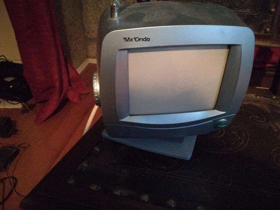 Televisão/Rádio portátil
