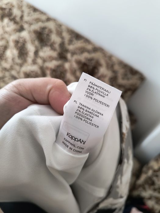 Damska sukienka rozkloszowana