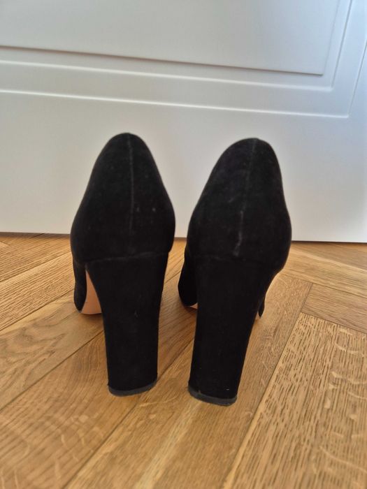 Buty na obcasie czarne, KAZAR STUDIO Rozmiar 39