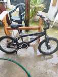 BMX preta da Woodsun