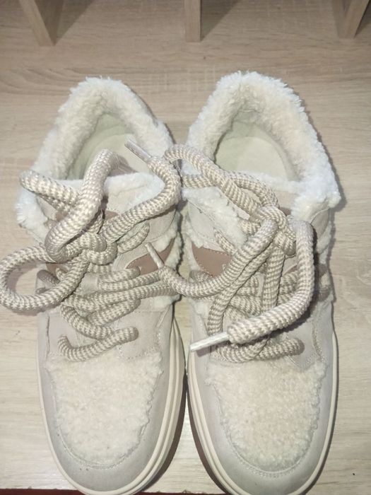 Зимові теплі кросівки Lonza