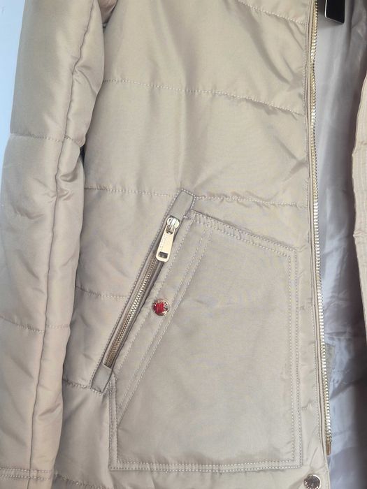 JAYLOUCY płaszcz,parka, kaptur z natural, jenotem złote zamki M