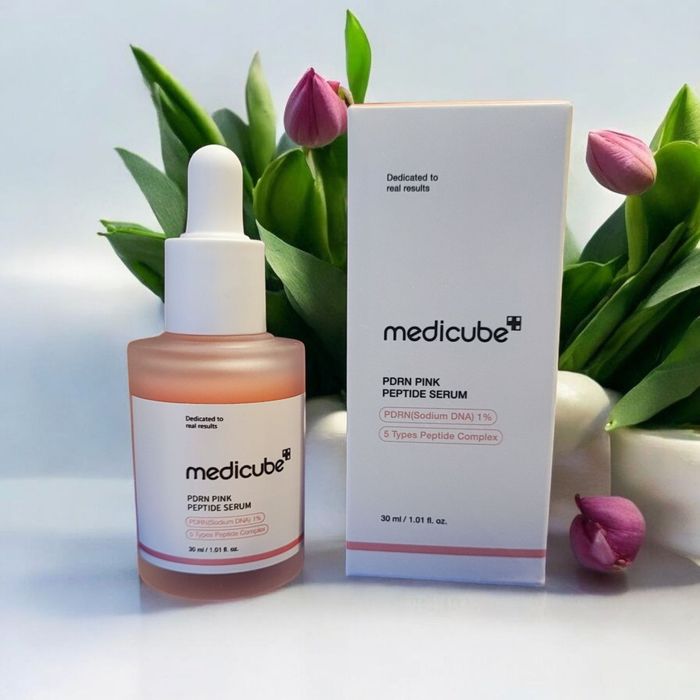 Serum Medicube PDRN Pink Peptide 30 ml – regeneracja, peptydy, anti-ag