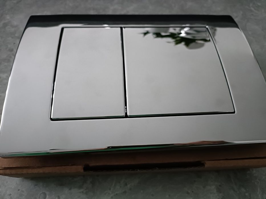 Przycisk spłukujący chrom NOWY