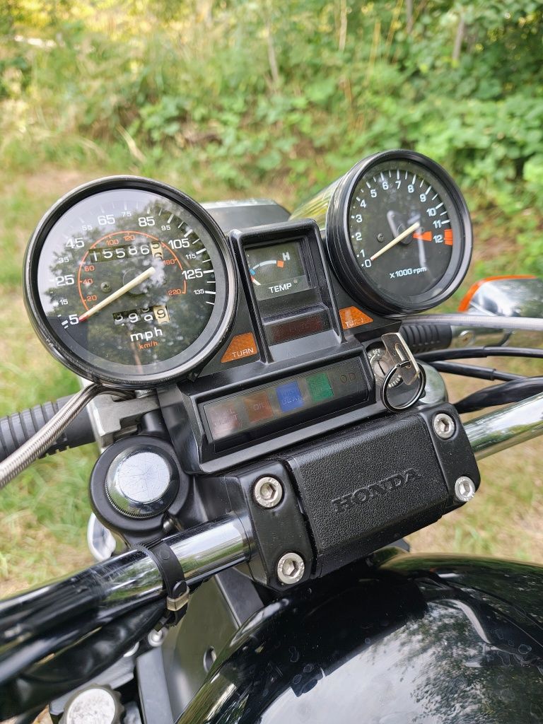 Honda Magnat VF 500 C v30  1985r w BDB stanie