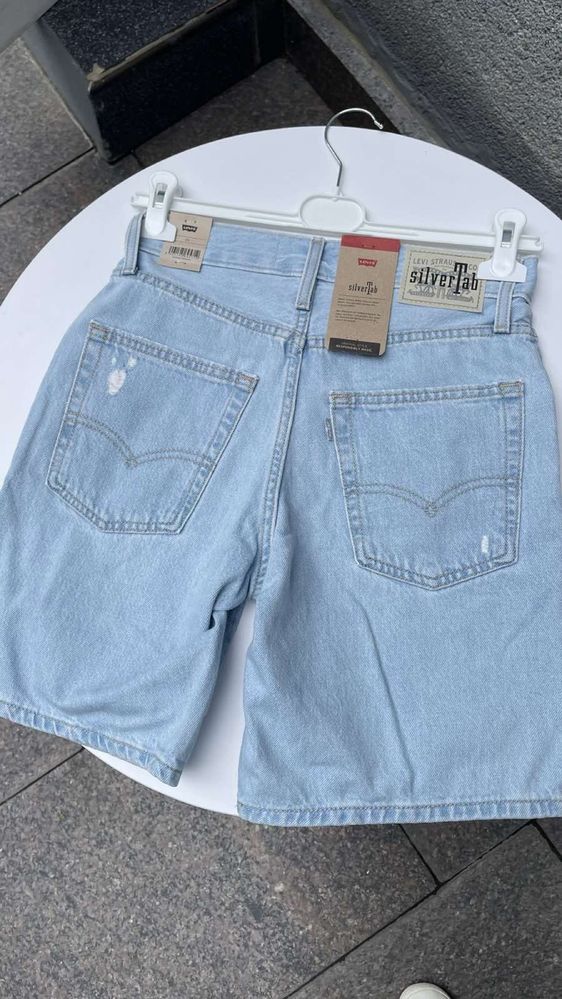 Жіночі шорти Levis колоборація з Silver Tab