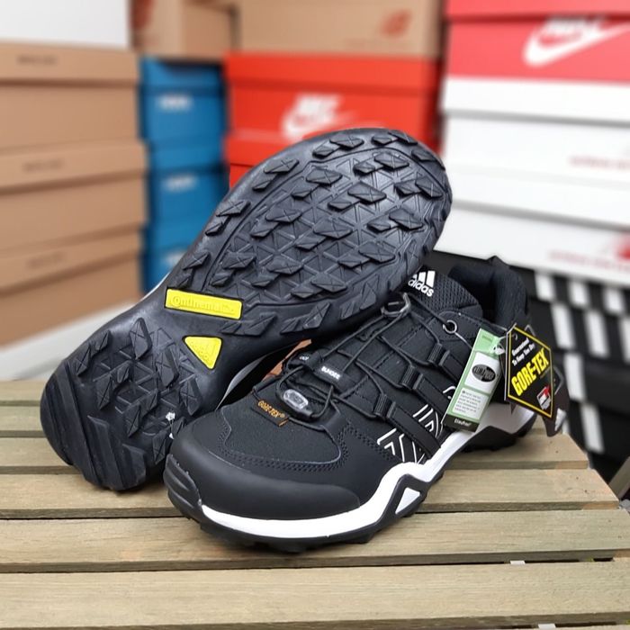 Зимові кросівки Adidas Terrex Gore-tex