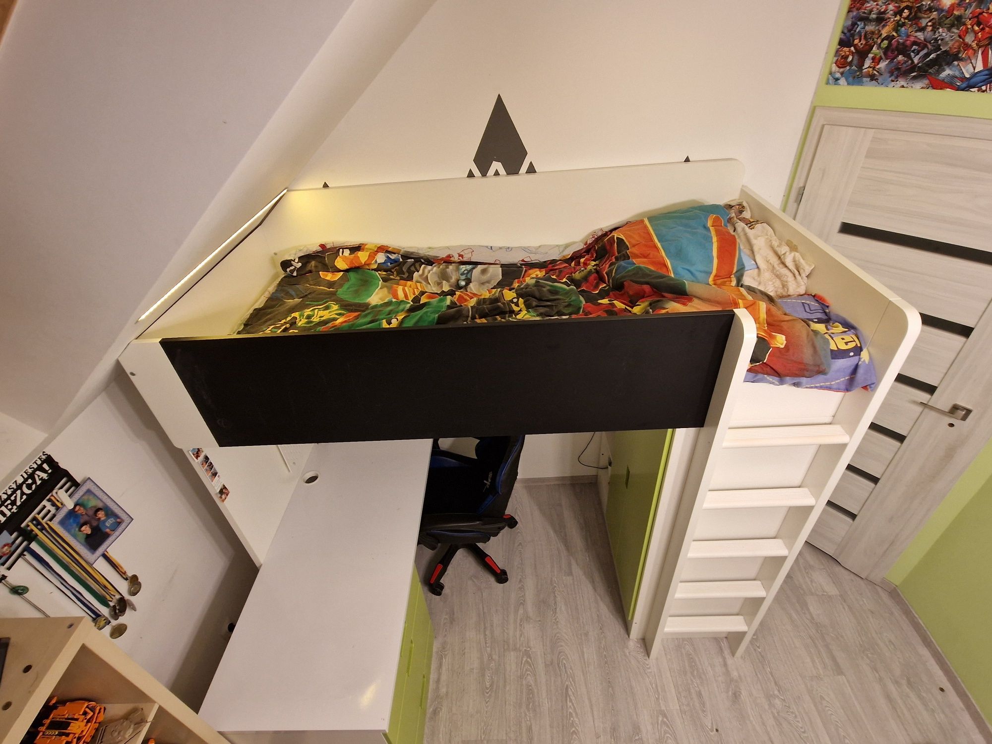 Łóżko piętrowe z biurkiem model SMASTAD IKEA