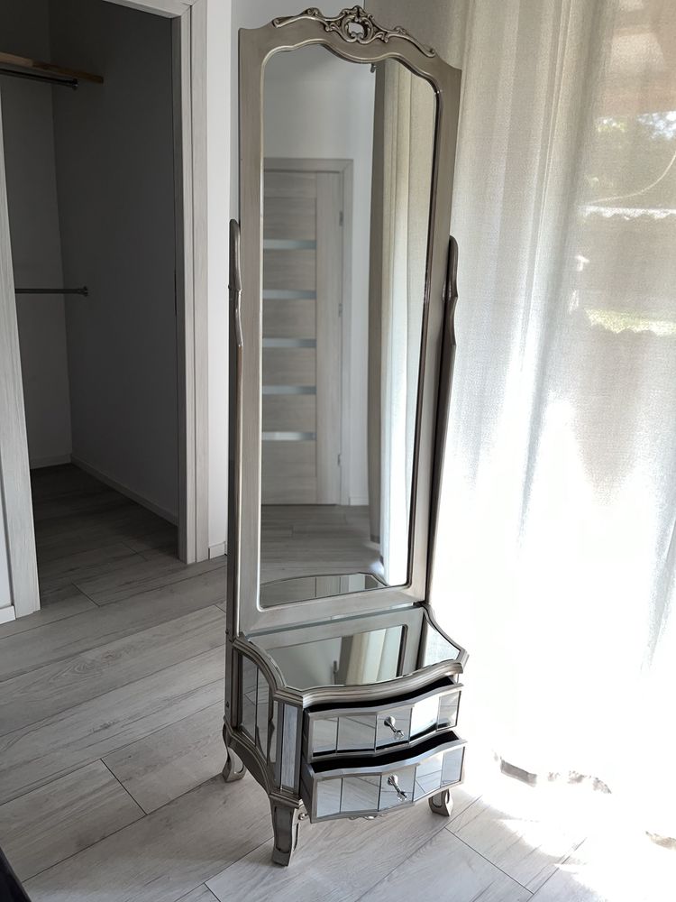 Lustro z szufladkami Ludwik