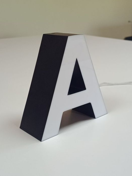 Об'ємні літери виготовлення