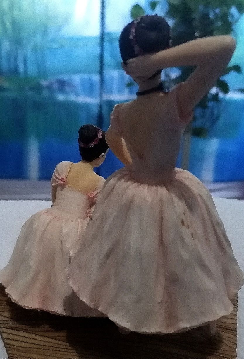 Bailarinas de porcelana da coleção do artista Leonardo