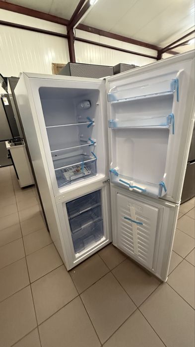 Lodówka Amica 148 cm, nowa energooszczędna