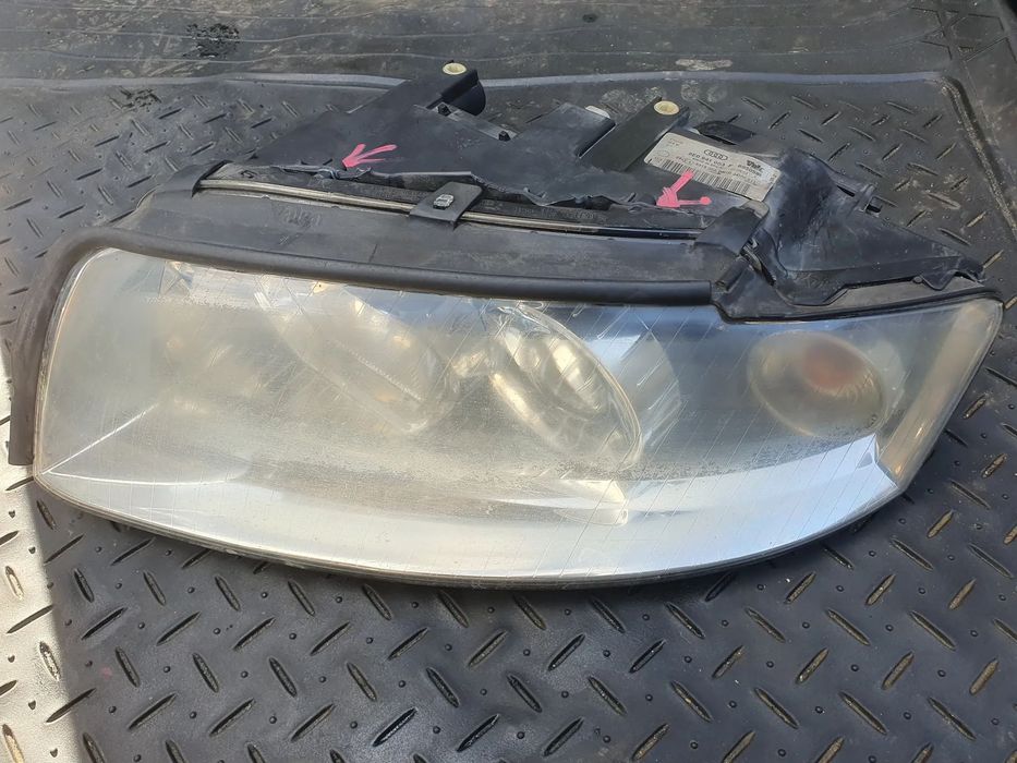 AUDI A4 B6 LAMBA LEWY PRZÓD 8E0941003F EUROPA