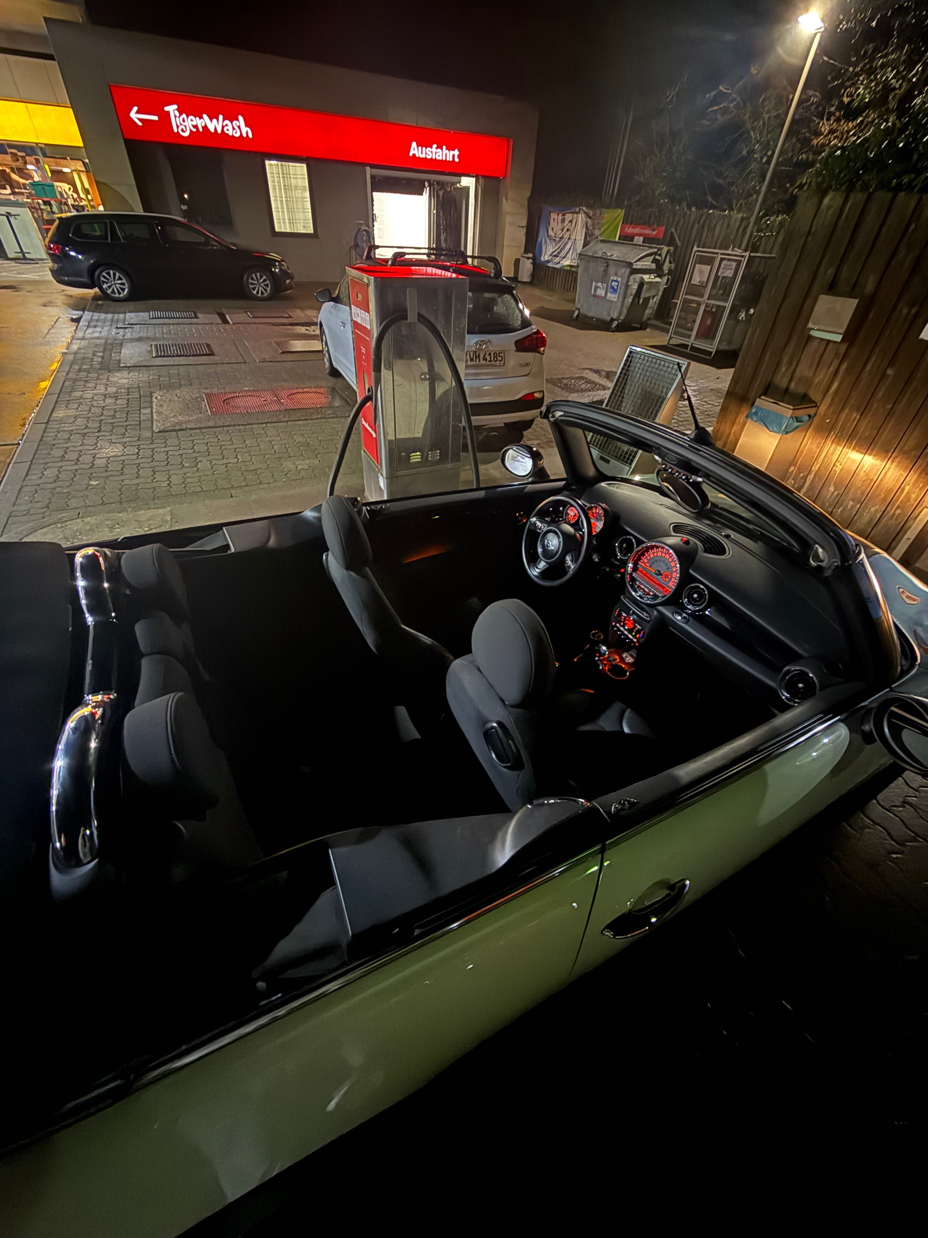 MINI Cooper Cabrio